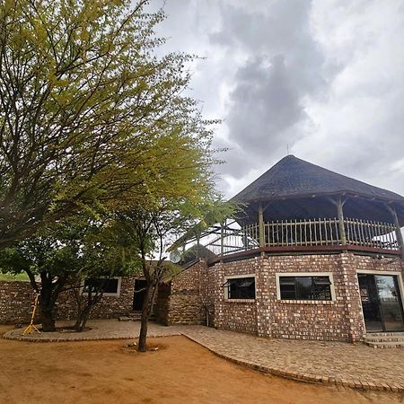 Kaoko Bush Lodge Kamanjab Εξωτερικό φωτογραφία