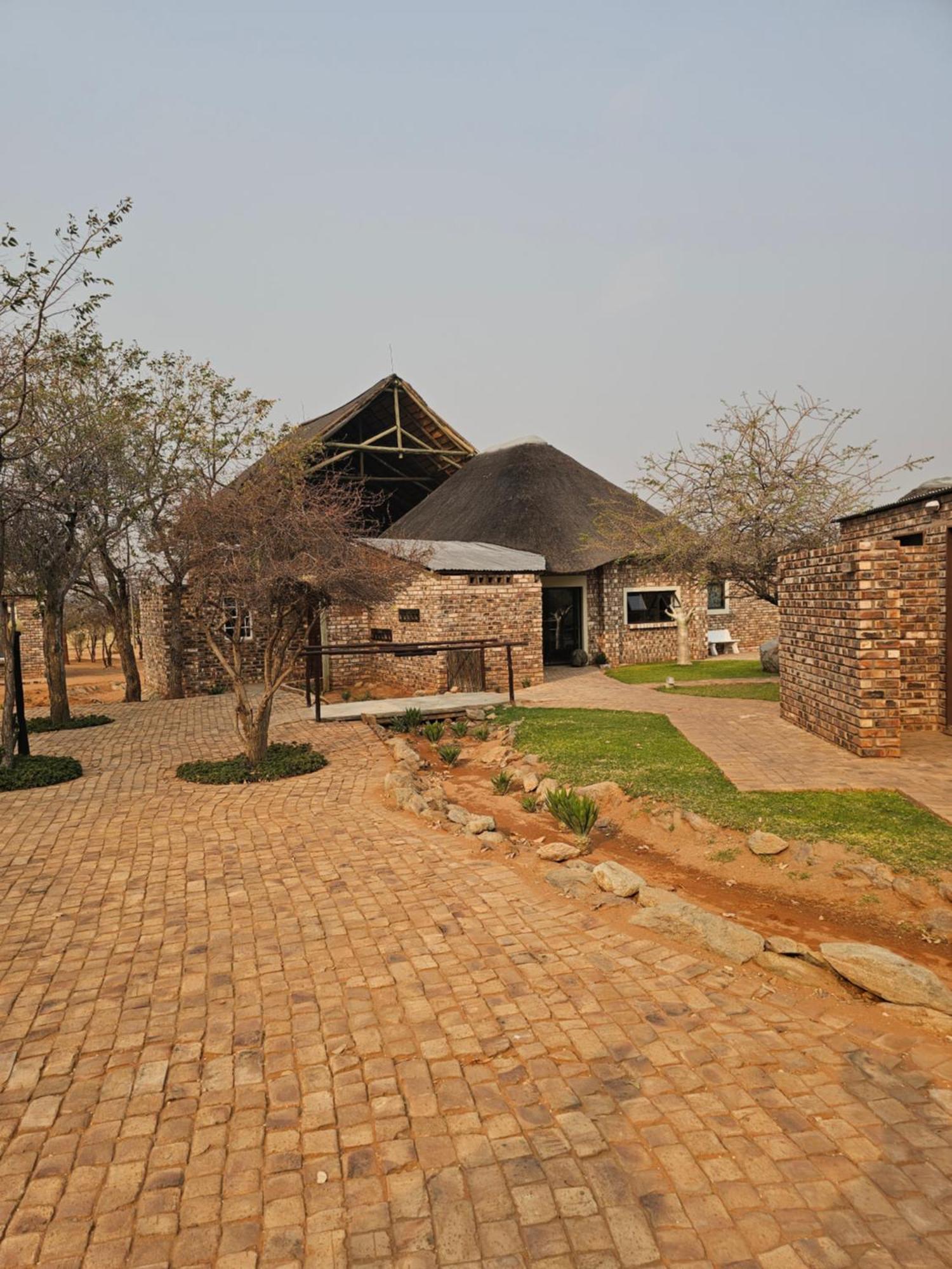 Kaoko Bush Lodge Kamanjab Εξωτερικό φωτογραφία