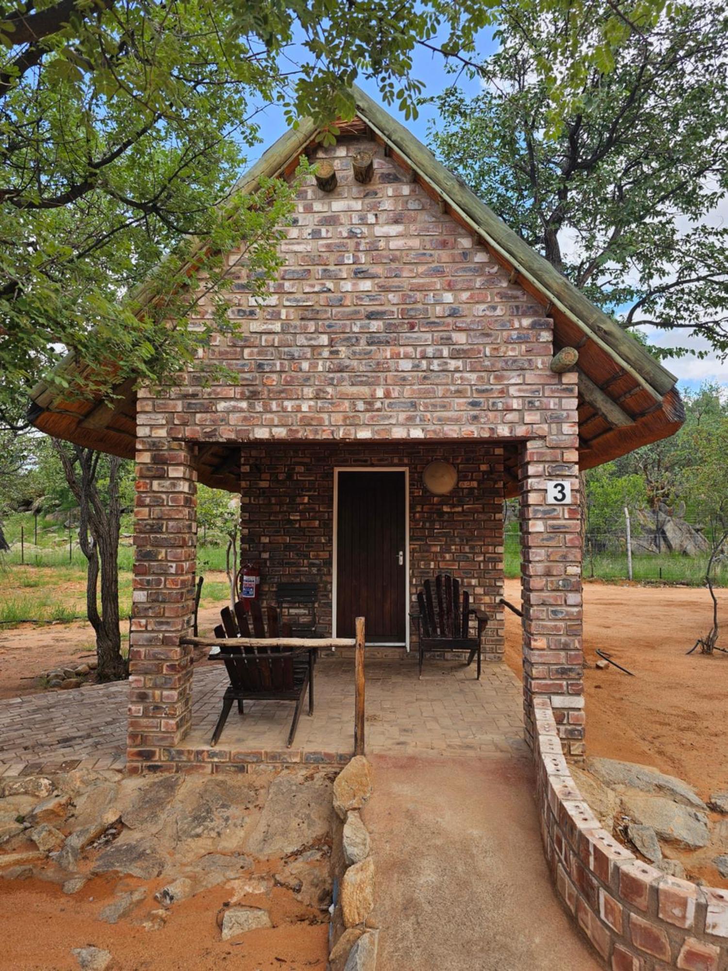 Kaoko Bush Lodge Kamanjab Εξωτερικό φωτογραφία
