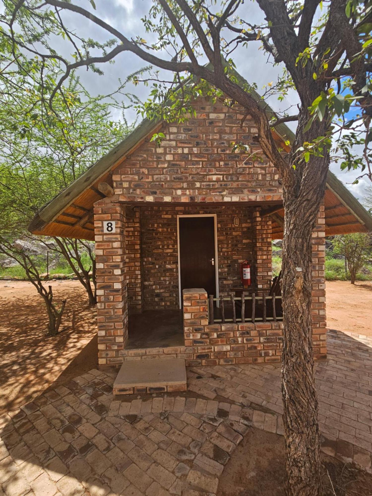 Kaoko Bush Lodge Kamanjab Εξωτερικό φωτογραφία