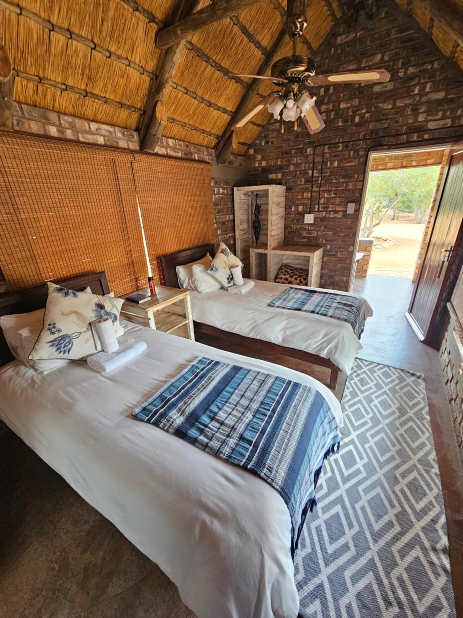 Kaoko Bush Lodge Kamanjab Εξωτερικό φωτογραφία