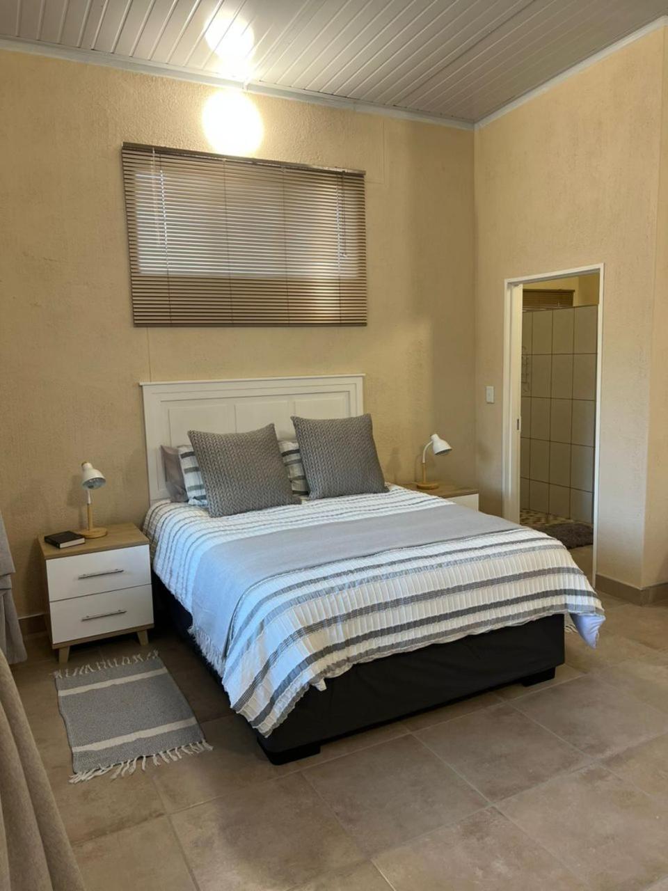 Kaoko Bush Lodge Kamanjab Εξωτερικό φωτογραφία